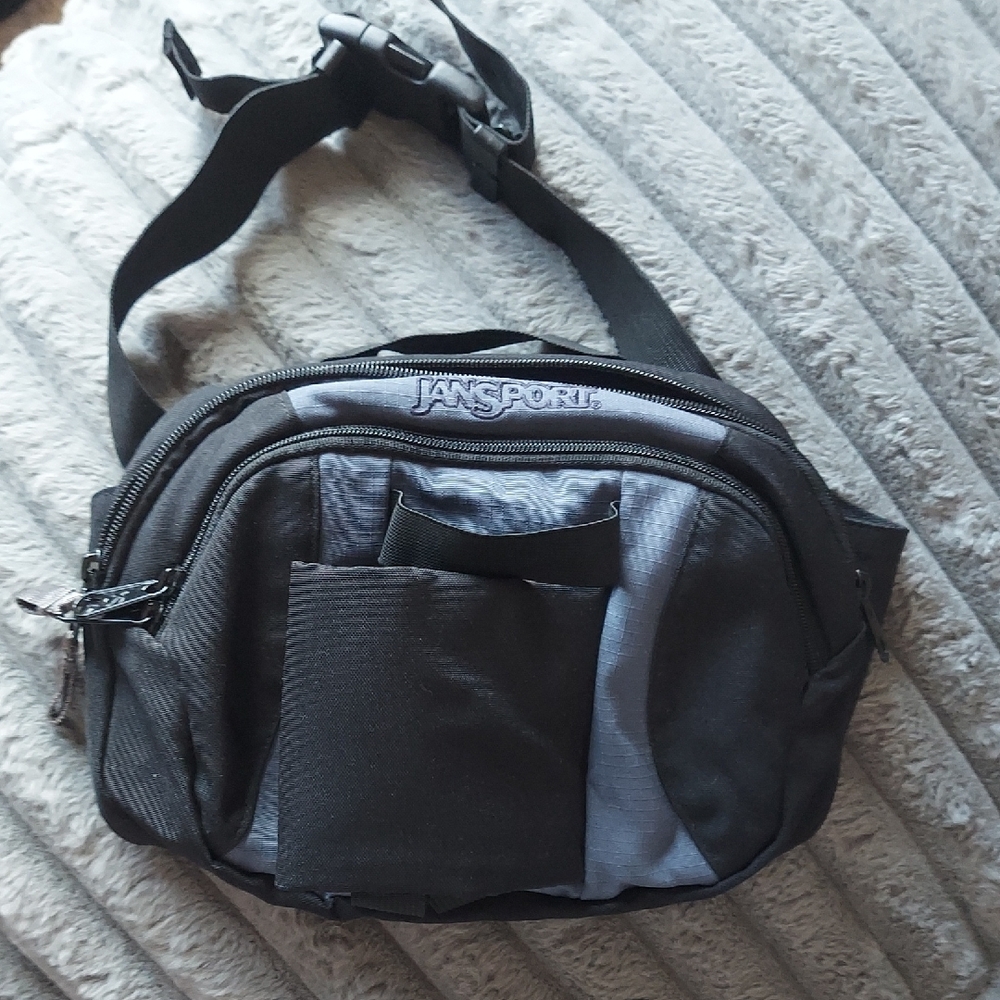 JanSport Black and Gray Belt Bag Sleek Sporty Design